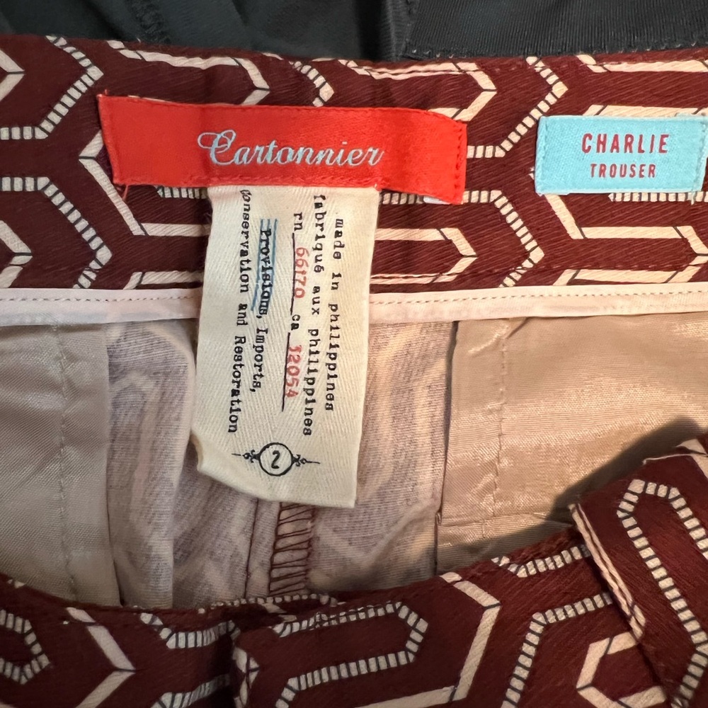 Patterned Crop Pants - Picture 6 of 6